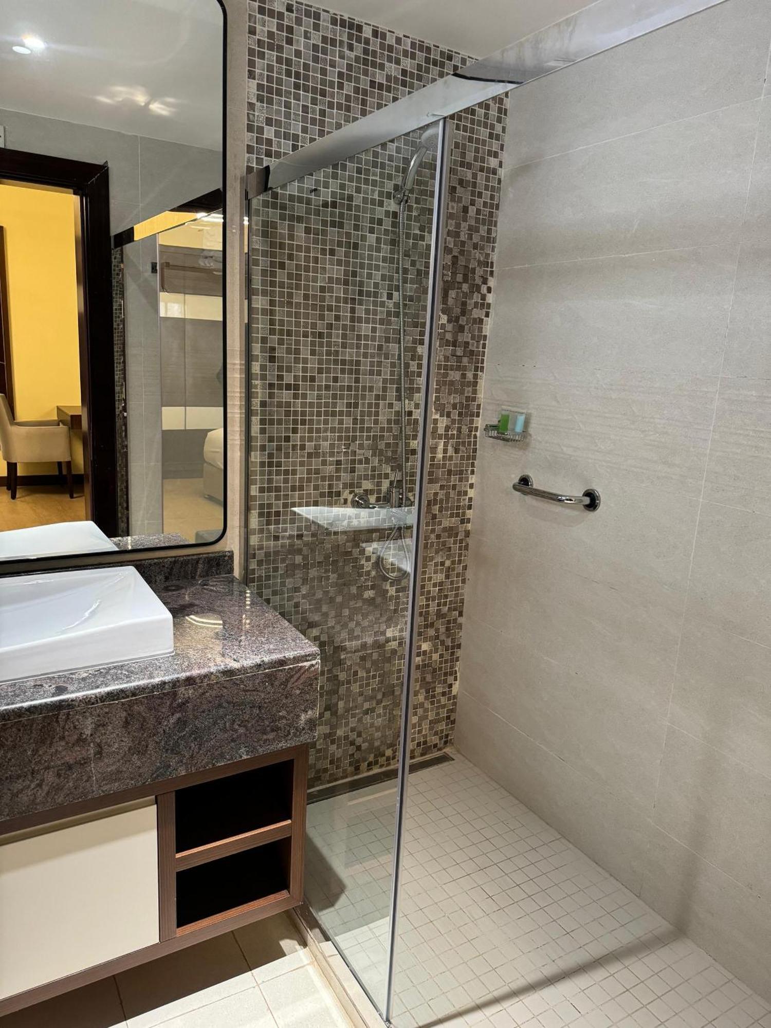 Imperial Plaza Hotel & Resort جوبا المظهر الخارجي الصورة